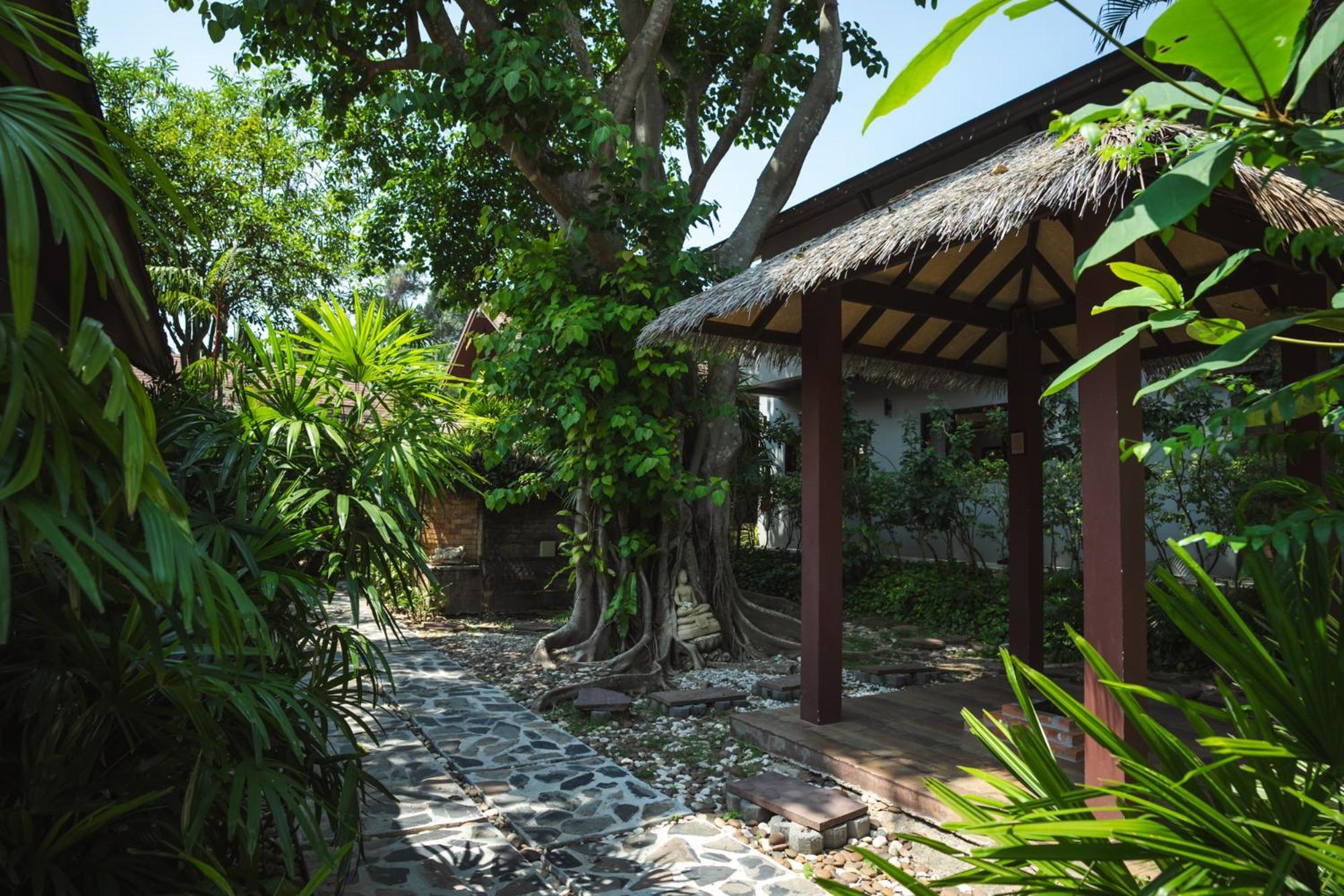 Hotel Samahita Retreat Laem Sor Exterior foto